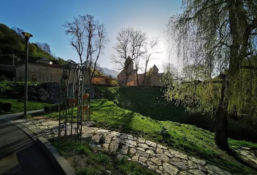 ホテル Vanatun Monastery Stay