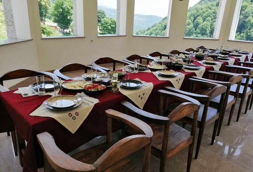 Hotel Vanatun Monastery Stay