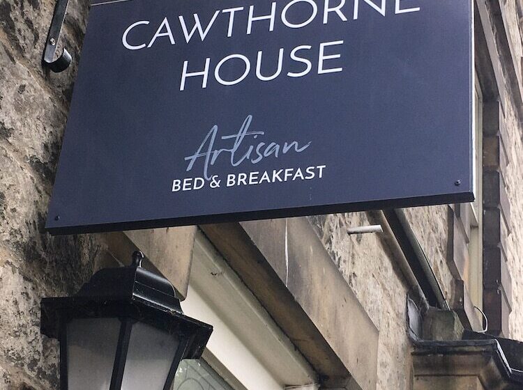 بنسيون Cawthorne House