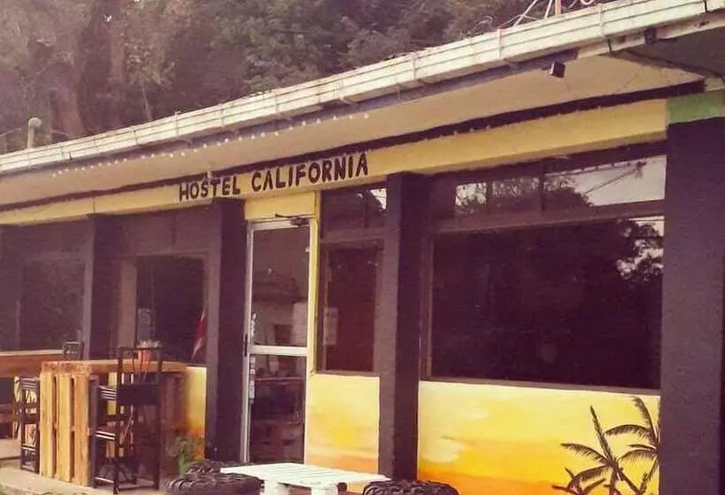 پانسیون Hostel California