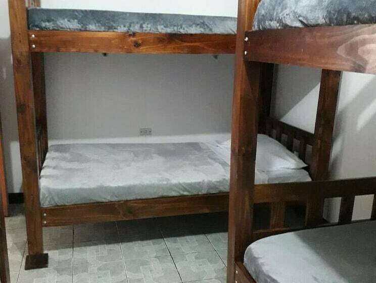 Majatalo Hostel California