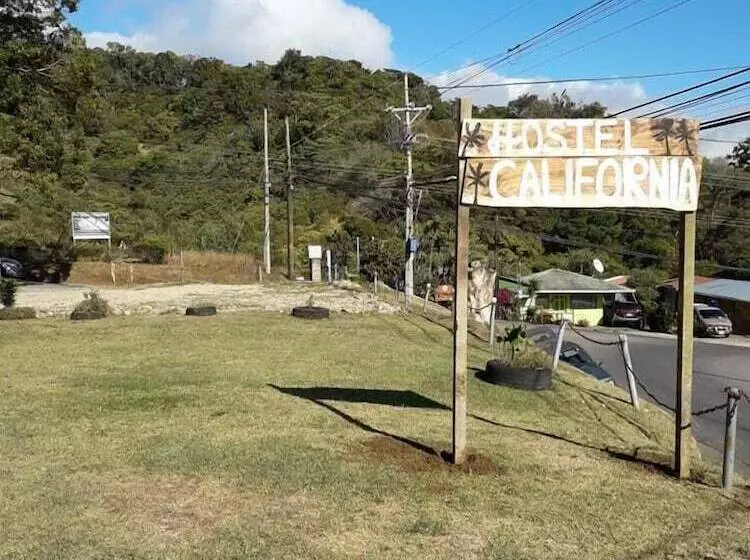 پانسیون Hostel California