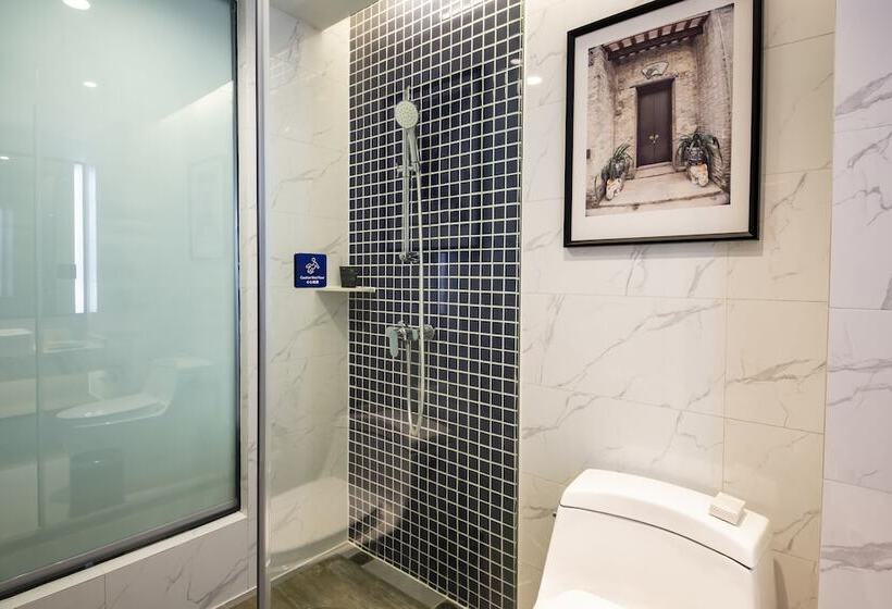 Kyriad Marvelous Hotel（foshan Sanshui Wanda Plaza Branch）