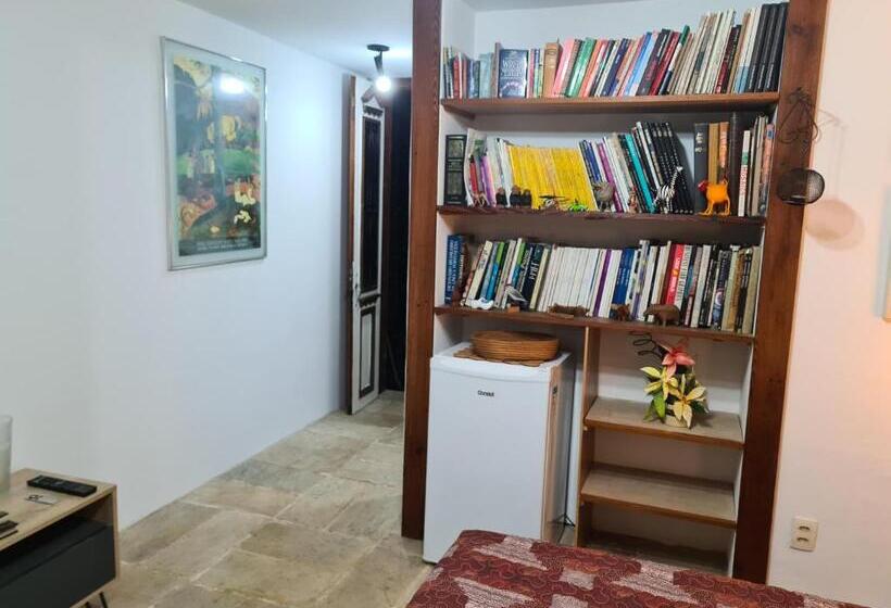 پانسیون Villa Violeta