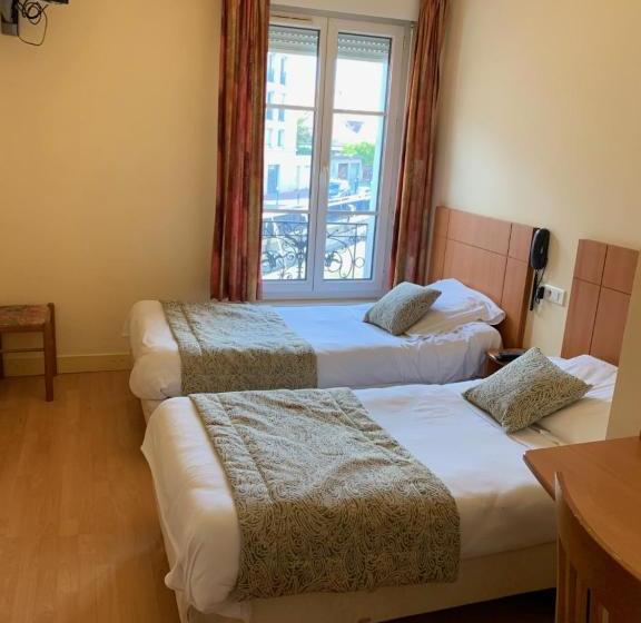 Hotel Le Val D Or & Le Theatre