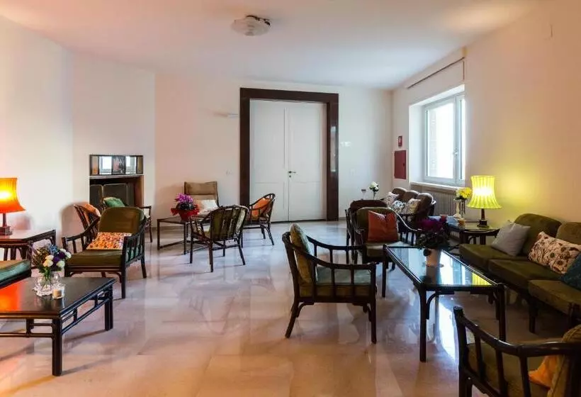 Hotelli Villa Cavalletti Camere