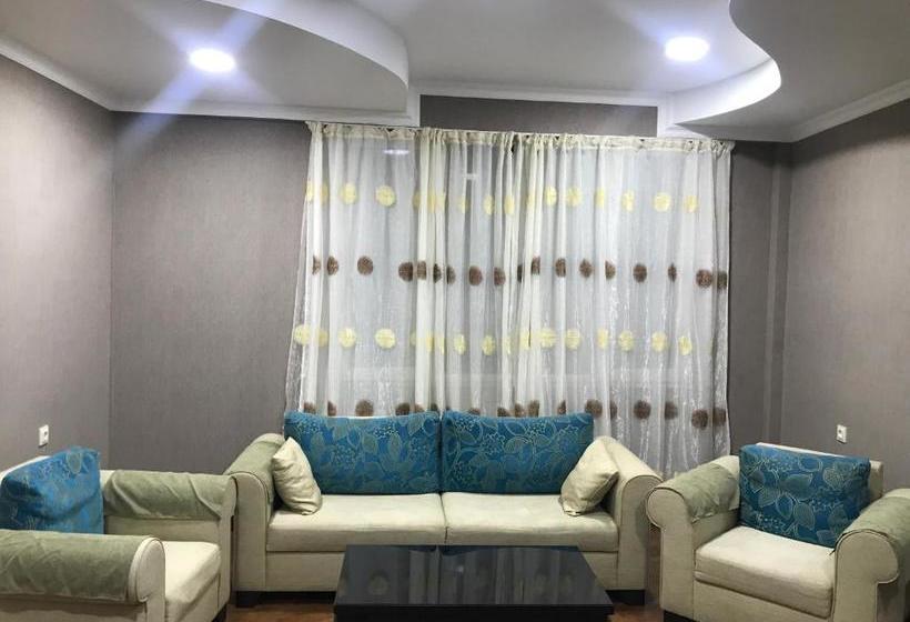 پانسیون Dream House