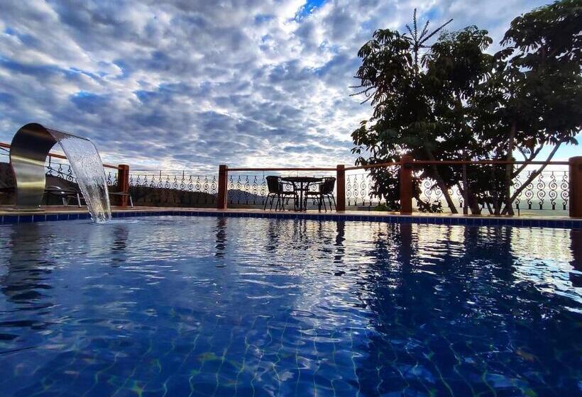 بنسيون Pousada Buena Vista