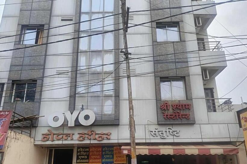 Oyo 29831 Hotel Harihar