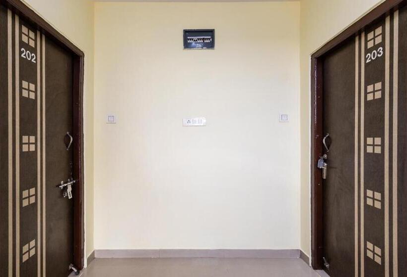 Oyo 29831 Hotel Harihar