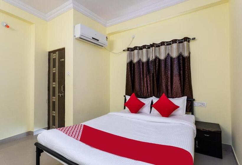 Oyo 29831 Hotel Harihar