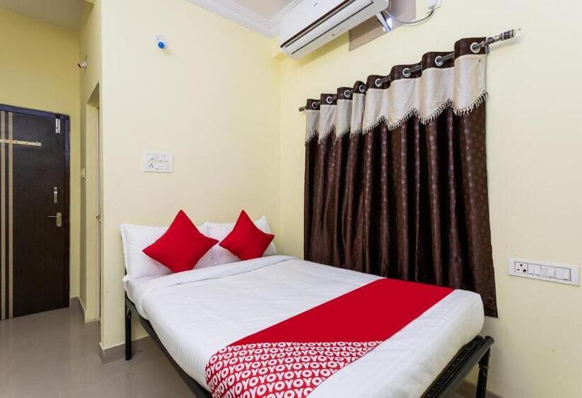 Oyo 29831 Hotel Harihar