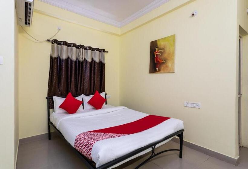 Oyo 29831 Hotel Harihar