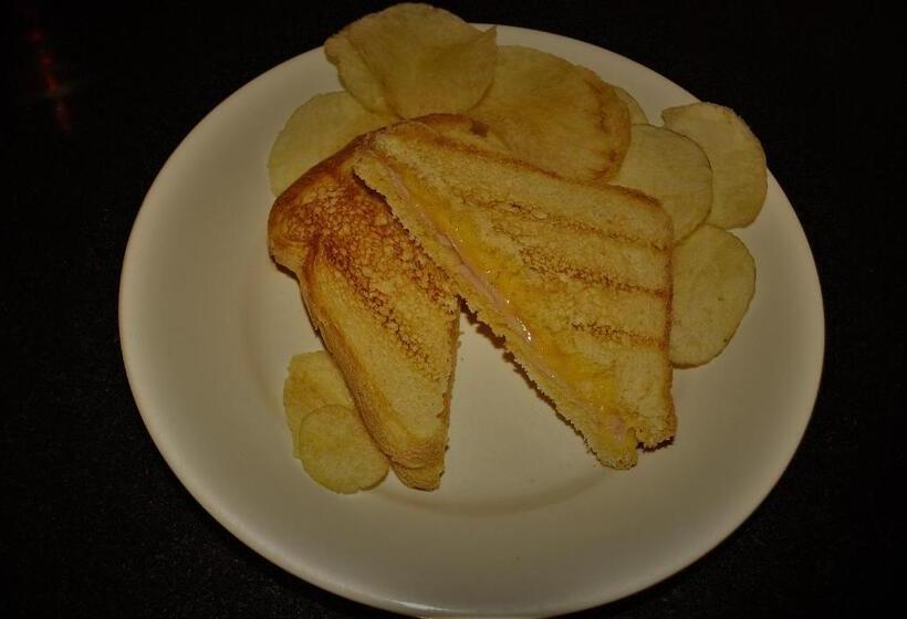 پانسیون Tarona Guesthouse