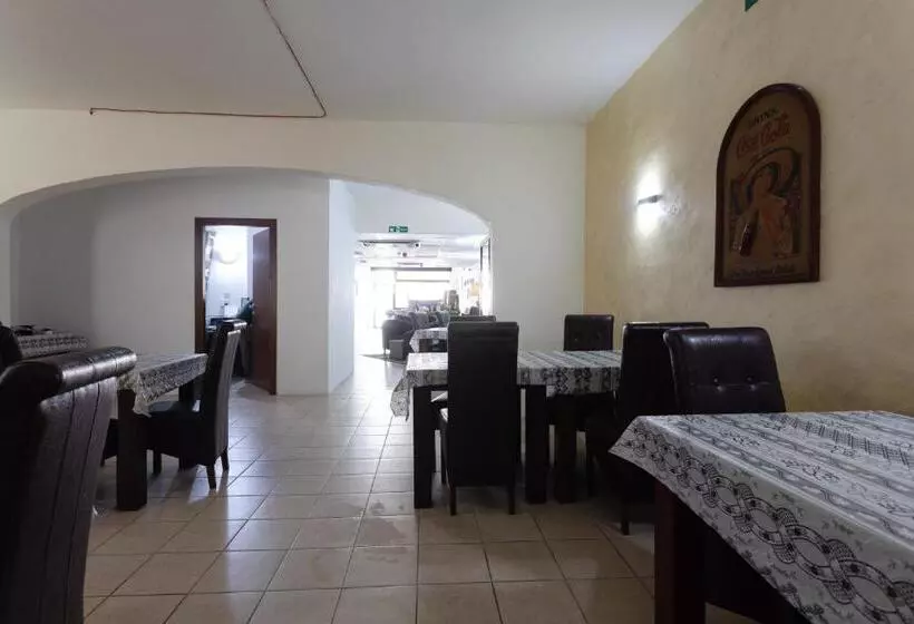 پانسیون Tarona Guesthouse