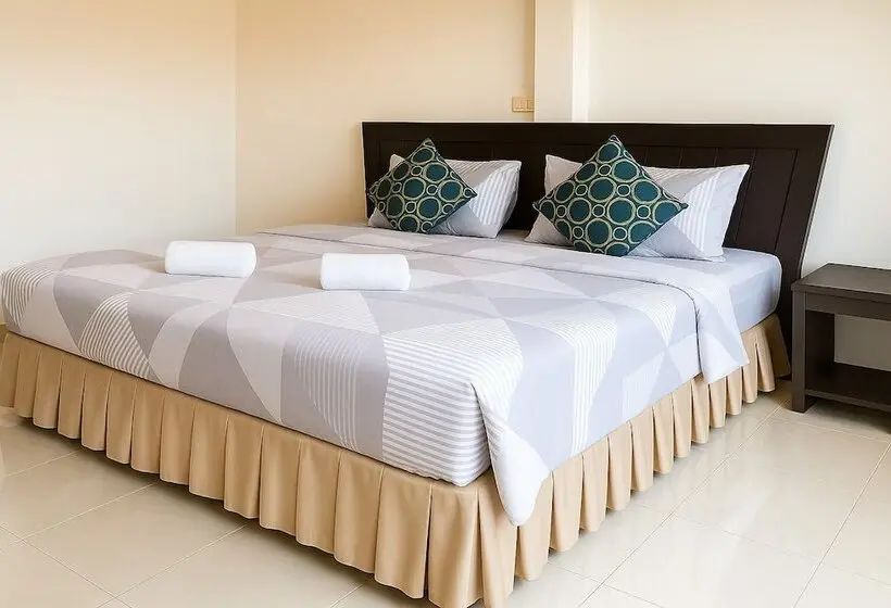 Otel Srisuksan Klong Muang Beach