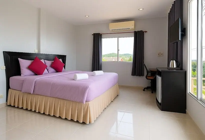 Otel Srisuksan Klong Muang Beach