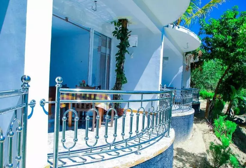 ベッドアンドブレックファースト Ella View