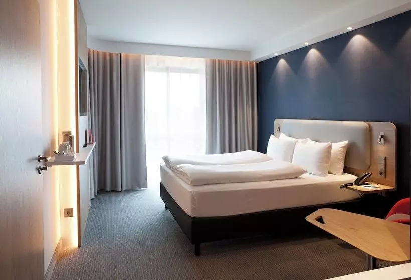 Hotelli Holiday Inn Express   Saarbrücken, An Ihg