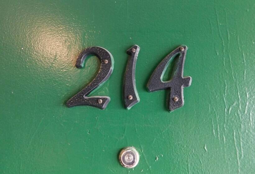 酒店 Spruce Pine Inn