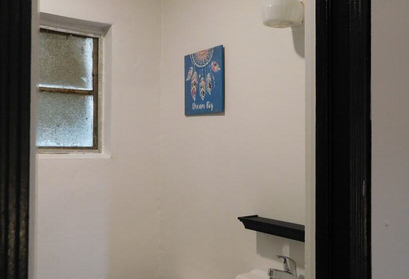 酒店 Spruce Pine Inn