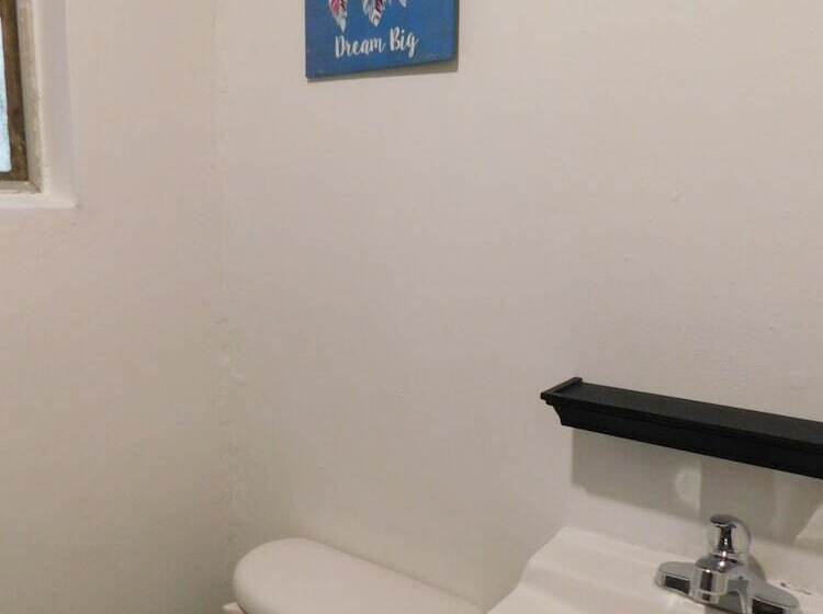 酒店 Spruce Pine Inn