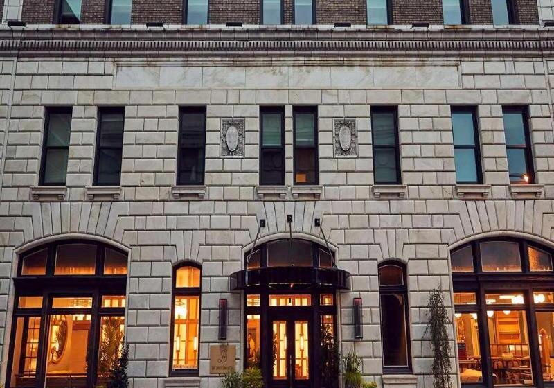 The Drayton Hotel Savannah, Curio Collection By Hilton