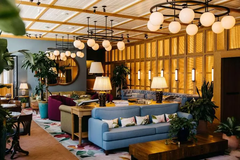 The Drayton Hotel Savannah, Curio Collection By Hilton