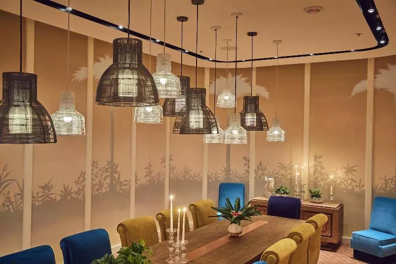 The Drayton Hotel Savannah, Curio Collection By Hilton