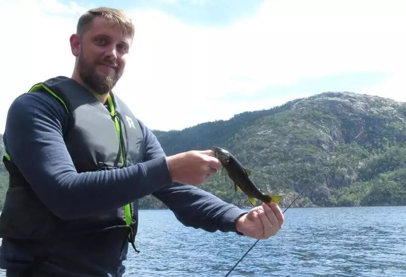 پانسیون øvstefjellså Gård &aktivitet Senter