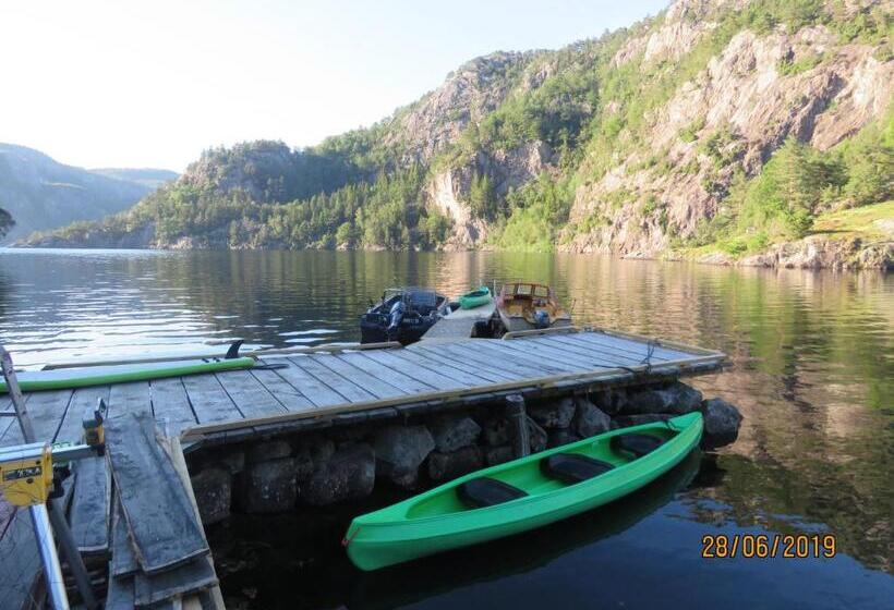 펜션 øvstefjellså Gård &aktivitet Senter