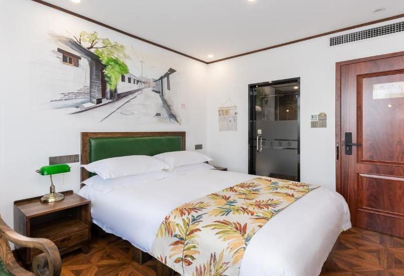 Time Traveller Hotel Near Prince Gong S Mansion, Beihai Park, Tian Anmen Square, Nanluoguxiang Hut