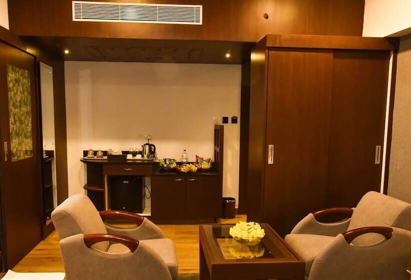 Silver Oak Hotel Mysuru