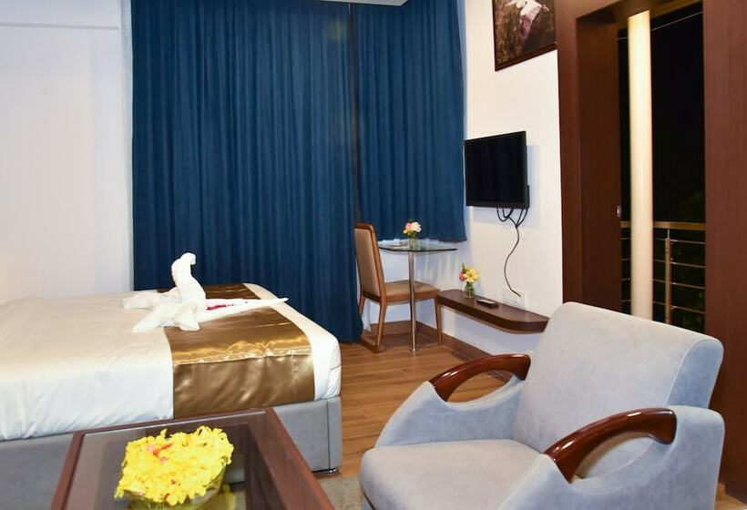 Silver Oak Hotel Mysuru