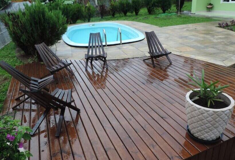 Pensionat Pousada Três Coroas