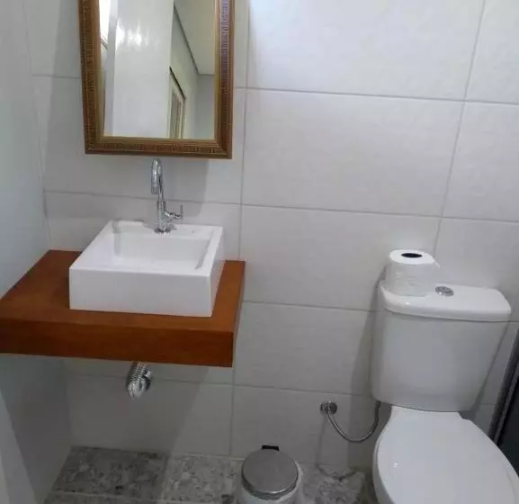 ペンション Pousada Três Coroas