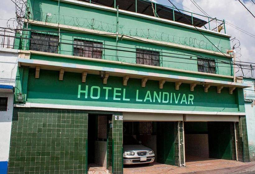 هاستل Landivar Zona 7