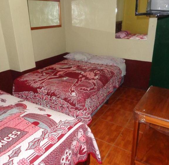 هاستل Landivar Zona 7