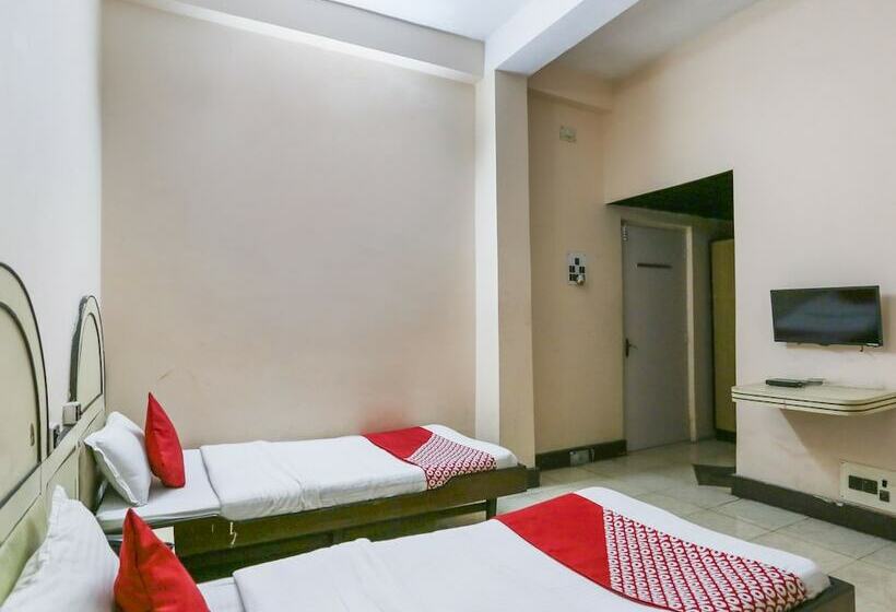 Oyo 27783 Hotel Rajmahal Inn
