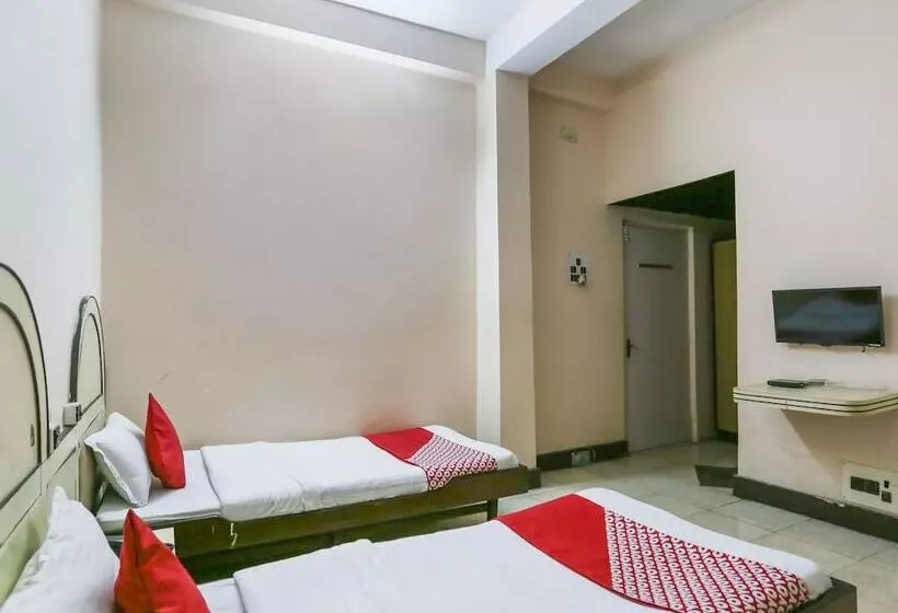 Oyo 27783 Hotel Rajmahal Inn