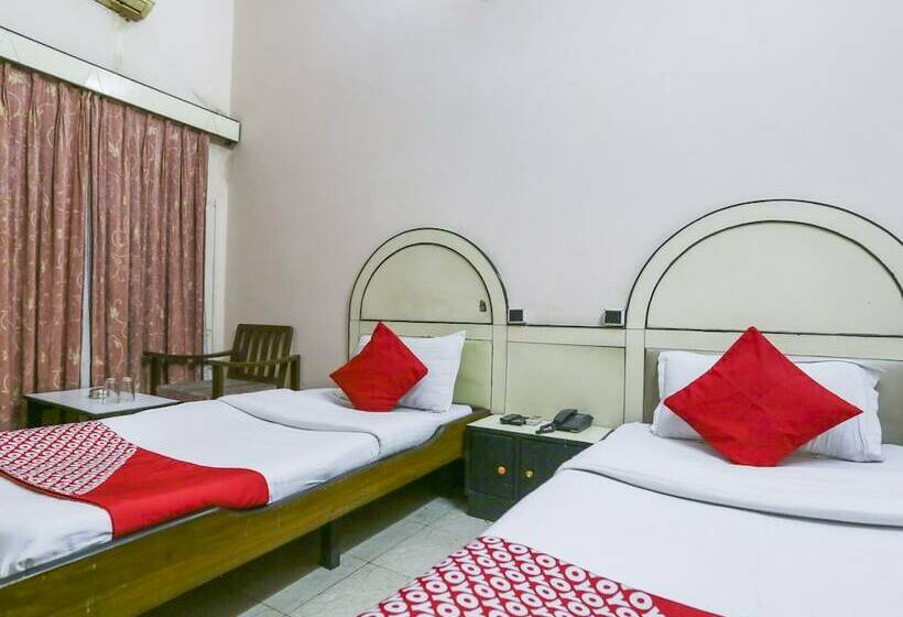 Oyo 27783 Hotel Rajmahal Inn