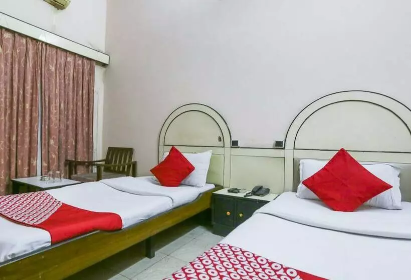 Oyo 27783 Hotel Rajmahal Inn