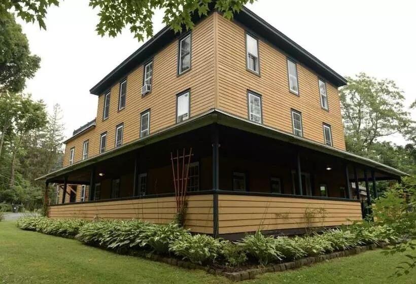 Retkeilymaja The Woodbine Inn