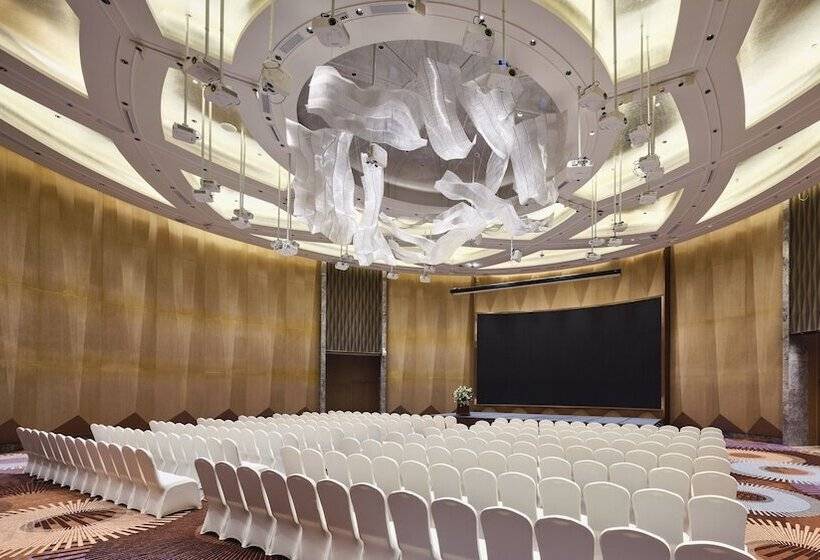 Hotel Holiday Inn Xining Hot Spring, An Ihg