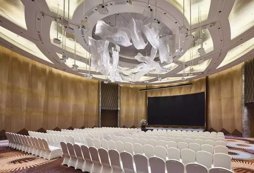 Hotelli Holiday Inn Xining Hot Spring, An Ihg