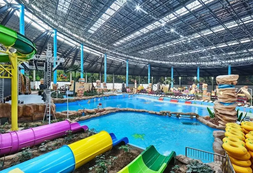 Hotelli Holiday Inn Xining Hot Spring, An Ihg
