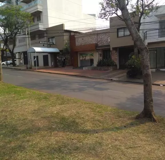 ホテル Residencial Marlis