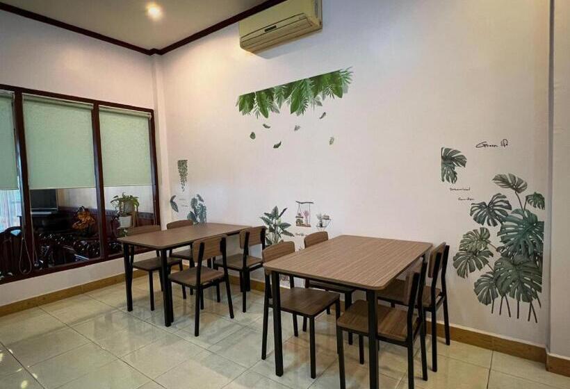 בית מלון כפרי Souphaphone