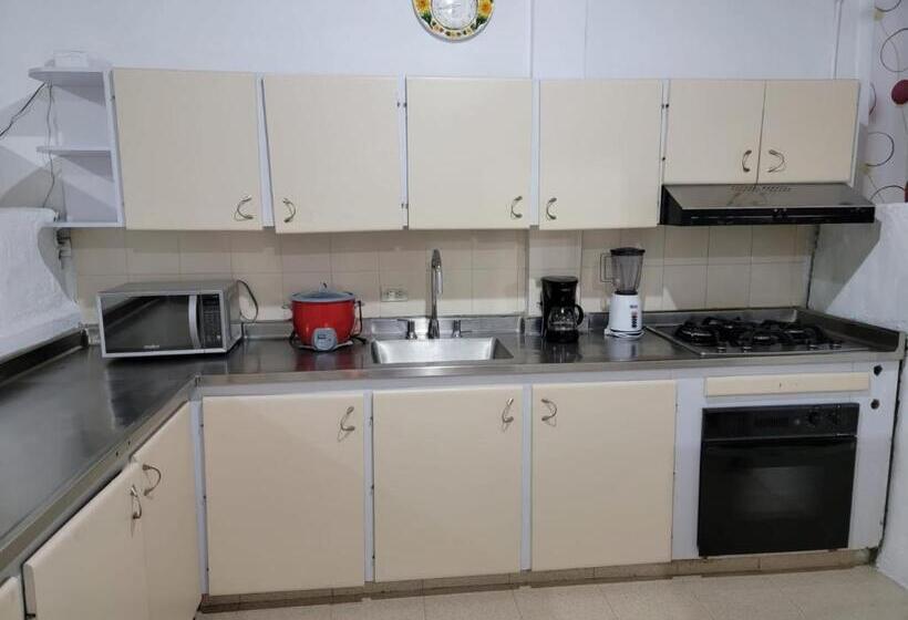 پانسیون Rosita 2