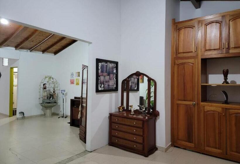 پانسیون Rosita 2